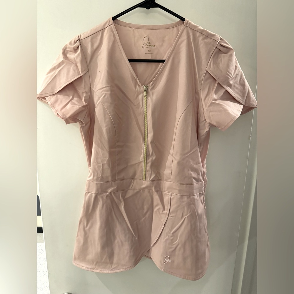 Scrub set light pink